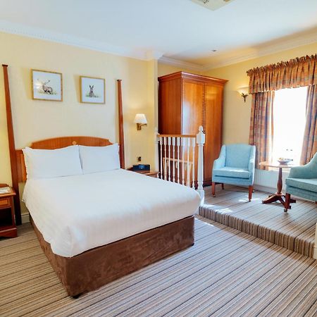 Marygreen Manor Brentwood Extérieur photo