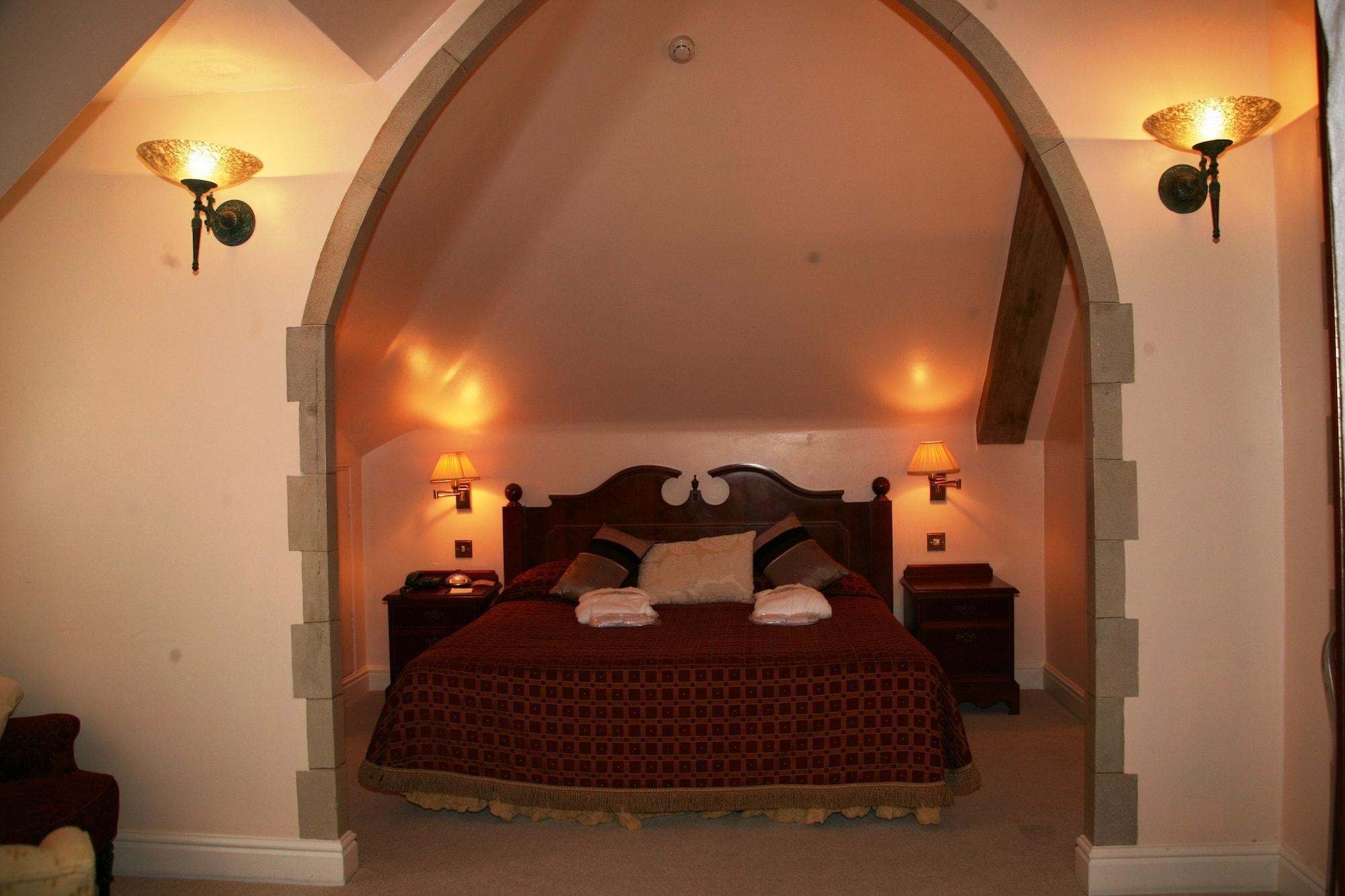 Marygreen Manor Brentwood Extérieur photo
