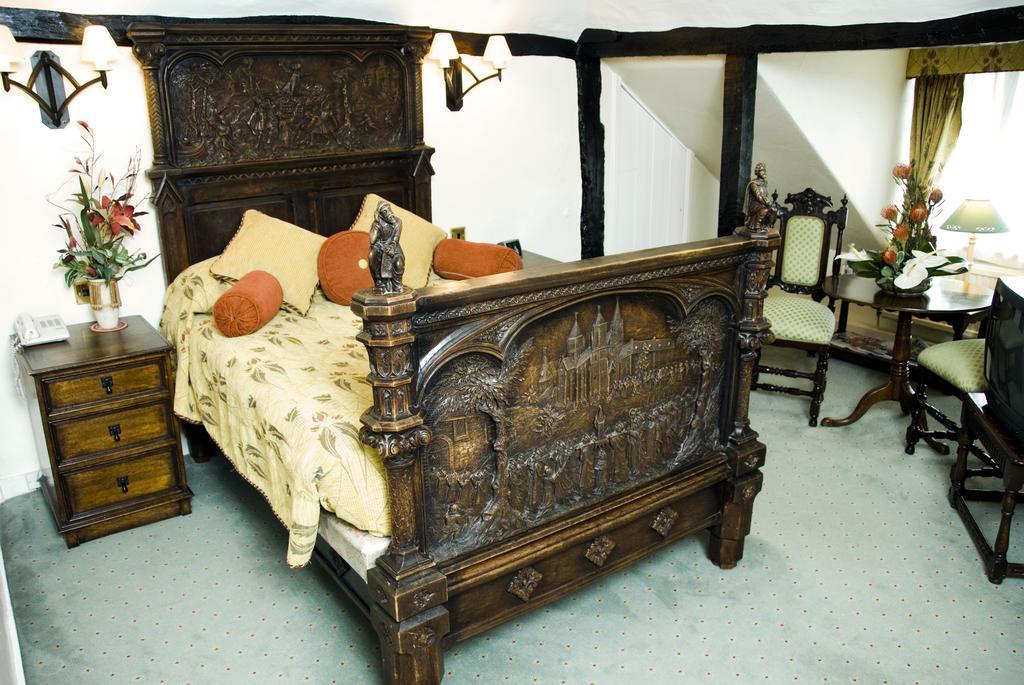 Marygreen Manor Brentwood Extérieur photo